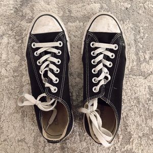 Black low top Converse